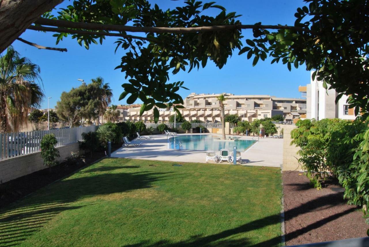 Luxury Beachfront Penthouse El Médano Buitenkant foto